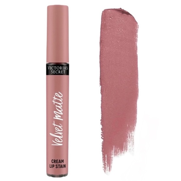 Velvet Matte Cream Lip Stain By Victoria's Secret - Picture 2 of 3